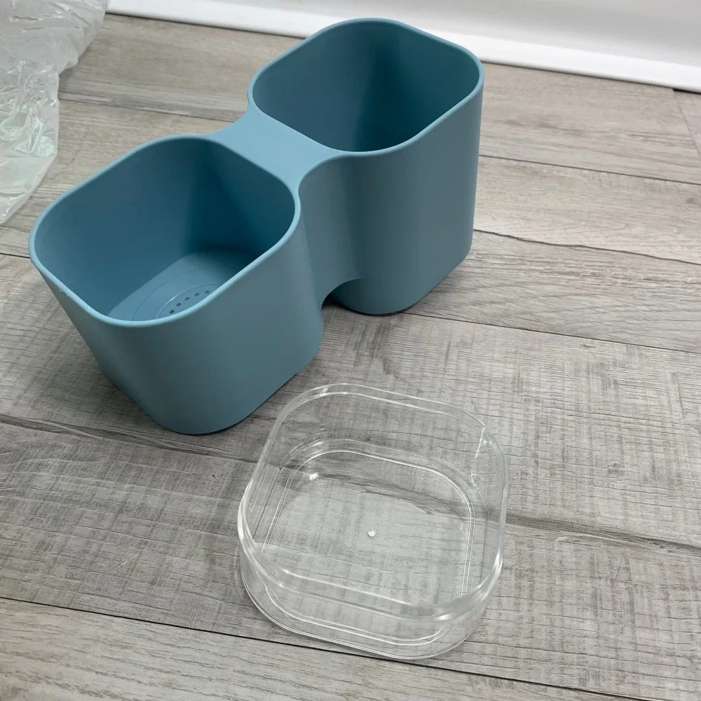 N/A self watering